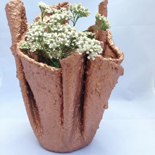 diy-cache-pot-ciment-serviette-de-bain.webp